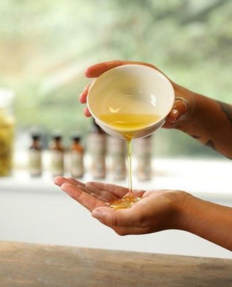 Black seed Oil Massage